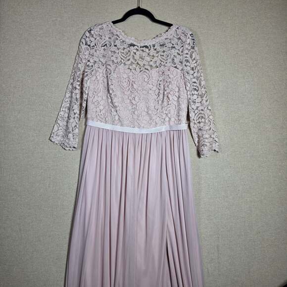 Dresses & Skirts - Davids Bridal Vintage Lace Mother of The Bride Dress size 14 Rose Pink